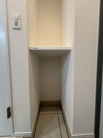 調布市上石原１丁目の賃貸マンションの収納