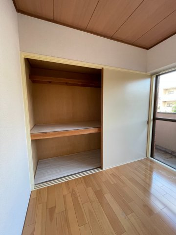 パストラル府中の収納|※別号室参考写真です