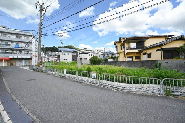 箕面市箕面5丁目建築条件なし売土地の外観|阪急「箕面」駅徒歩5分、建築条件無し土地のご紹介です。詳しくはお気軽にお問い合わせください。
