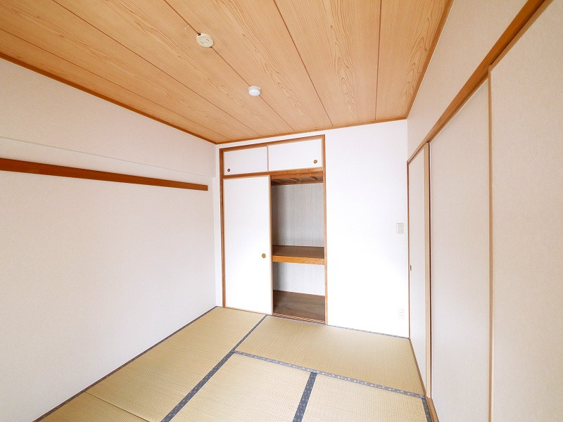 ライオンズマンション奈良帝塚山の和室