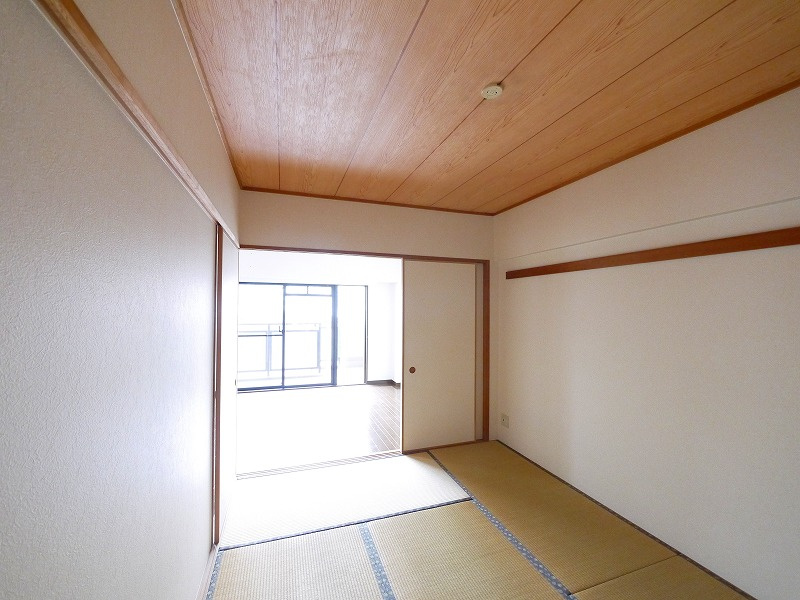 ライオンズマンション奈良帝塚山の和室