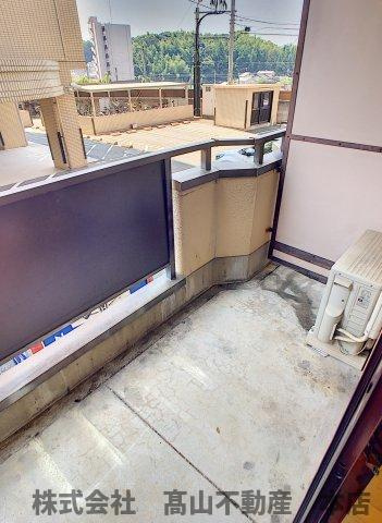 宗像市石丸３丁目の賃貸マンションのバルコニー