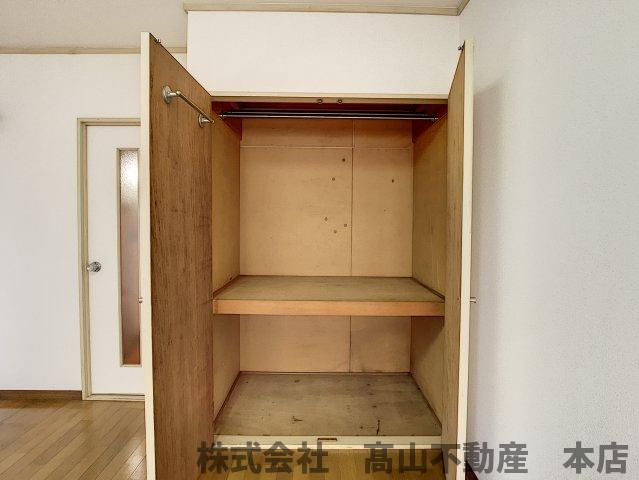 宗像市石丸３丁目の賃貸マンションの収納
