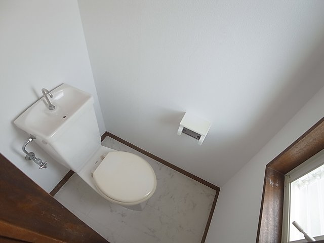 アールヴィラージュのトイレ|ウォシュレット取付可能のトイレです