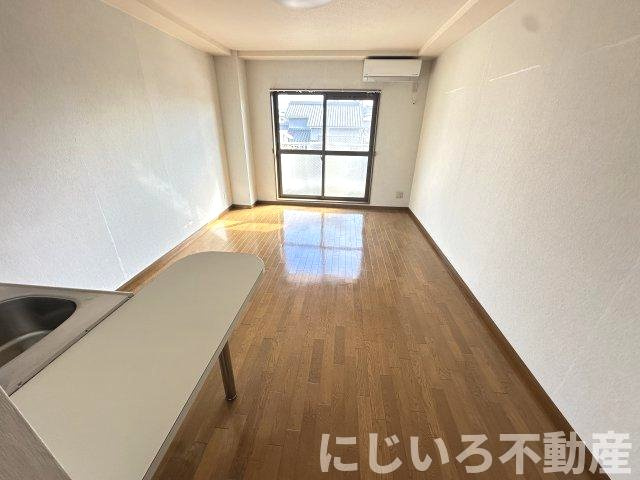 コーポ花水木の居間・リビング