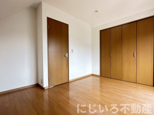 コテージツインの居間・リビング