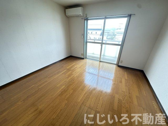シティステイション参番館の居間・リビング