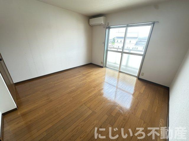 シティステイション参番館の居間・リビング