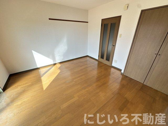 シティステイション弐番館の居間・リビング