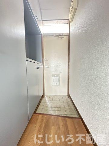 フローラルシャトーの玄関