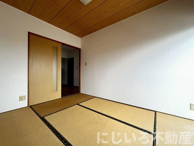 フローラルシャトーの和室