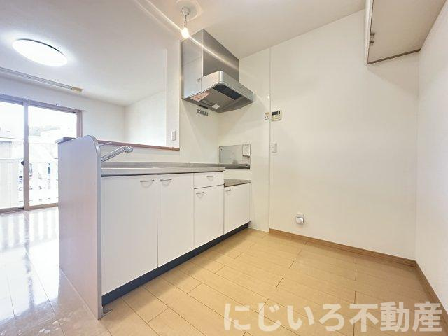 ルミナス富岡Aの居間・リビング