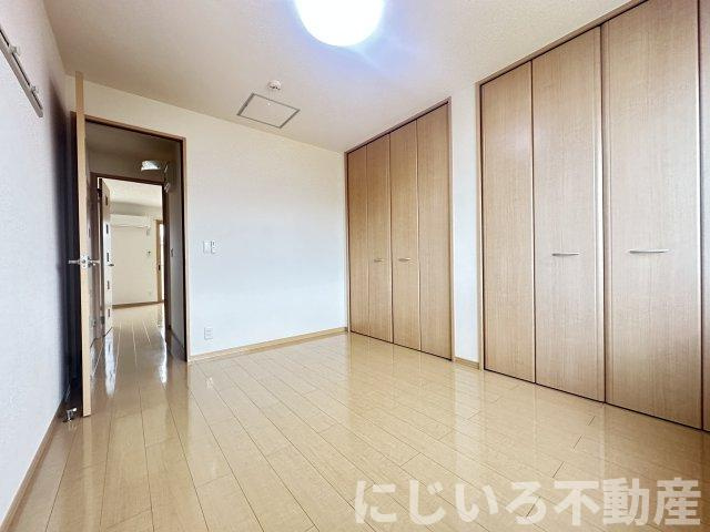 ルミナス富岡Aの居間・リビング