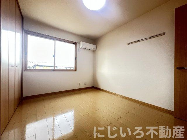 ルミナス富岡Aの寝室
