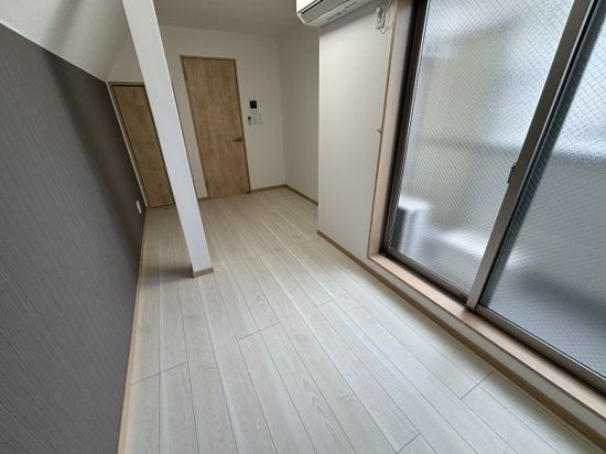 ウエストコート六町の内装