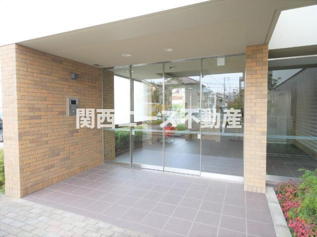 【エントランス】 | メゾン新町
