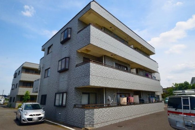 稲城市東長沼の賃貸マンション