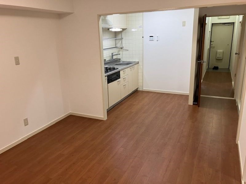 川崎市多摩区三田３丁目の賃貸マンションの居間・リビング