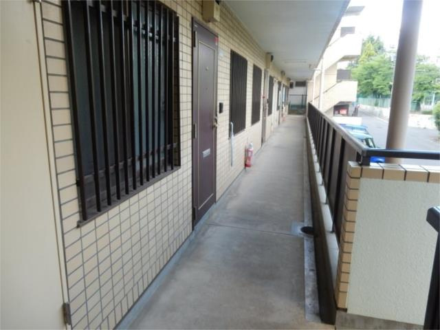 川崎市多摩区三田３丁目の賃貸マンションのロビー