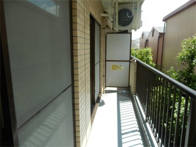 川崎市多摩区三田３丁目の賃貸マンションのバルコニー