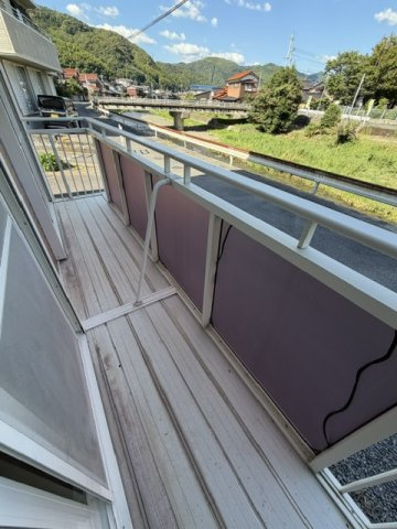 プレザントiのバルコニー