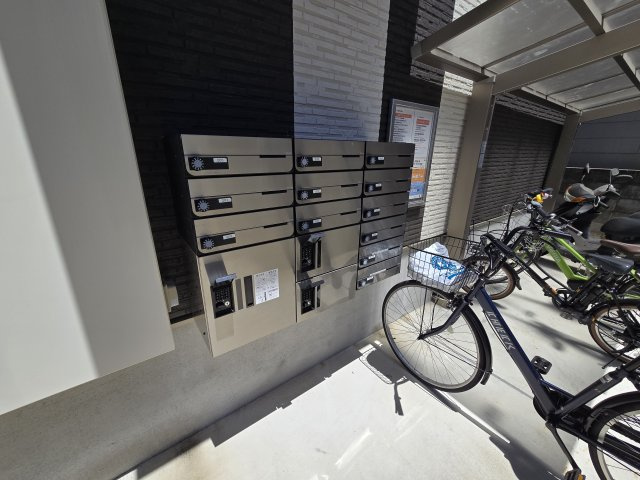 エステイトE桂川B棟のその他共用部分|駐輪場
