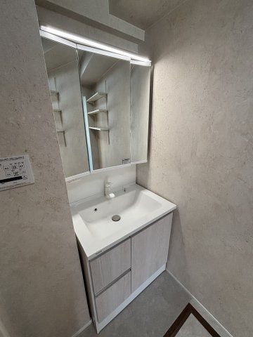 【洗面所】アヴァンセ岡本 