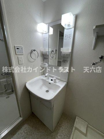 エルヴェ東天満の洗面所|コンパクトで使いやすい洗面所
