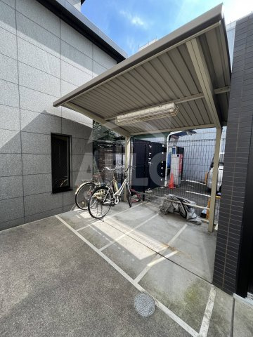 コスモプレミアムベイ大阪の設備|コスモプレミアムベイ大阪　駐輪場