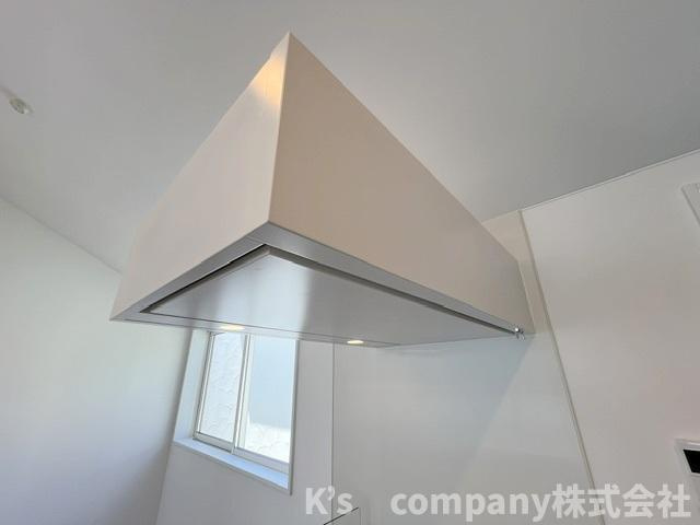 藤沢市鵠沼海岸5丁目　新築戸建のキッチン|レンジフード☆