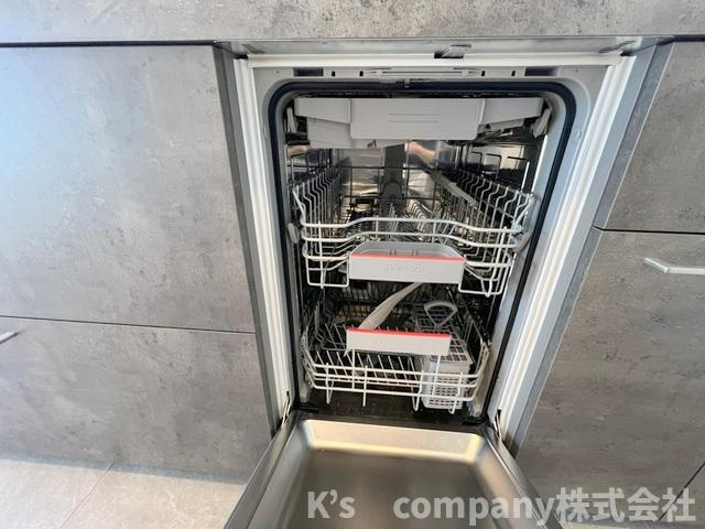 藤沢市鵠沼海岸5丁目　新築戸建のキッチン|家事の負担を軽減してくれる食器洗い乾燥機☆