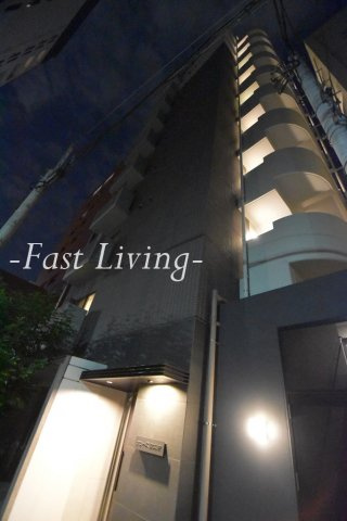アローズ南麻布のエントランス