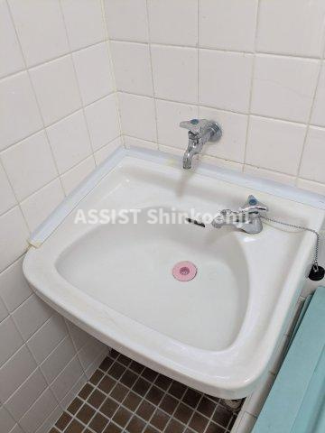 メゾンあずみ野の洗面所