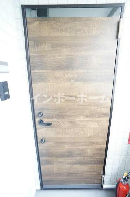 SBジェミニみずほ台の玄関