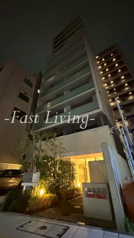 ドゥーエ蔵前のエントランス