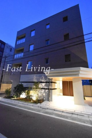 アンソレイエ飯田橋のエントランス