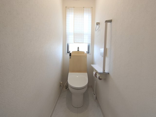 売中古戸建　静岡市駿河区登呂4丁目のトイレ|1階トイレ