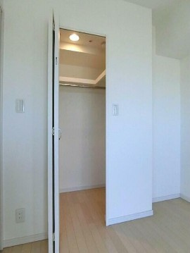 【収納】 | アイルズ東中野 | クローゼット完備。