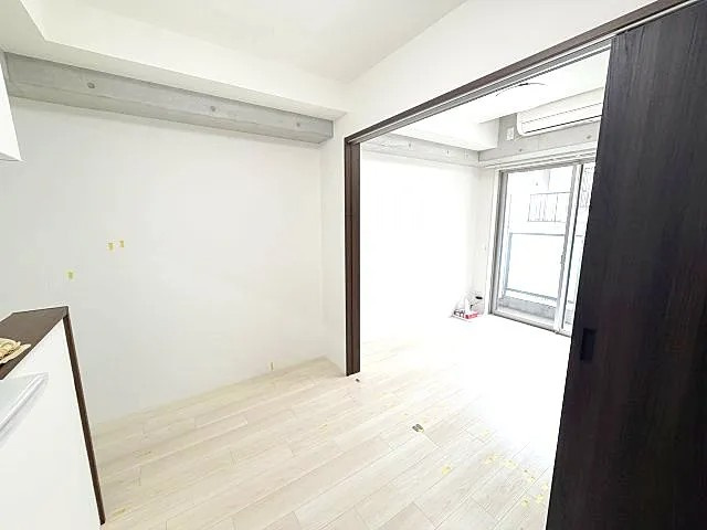 エカルラート青谷の居間・リビング