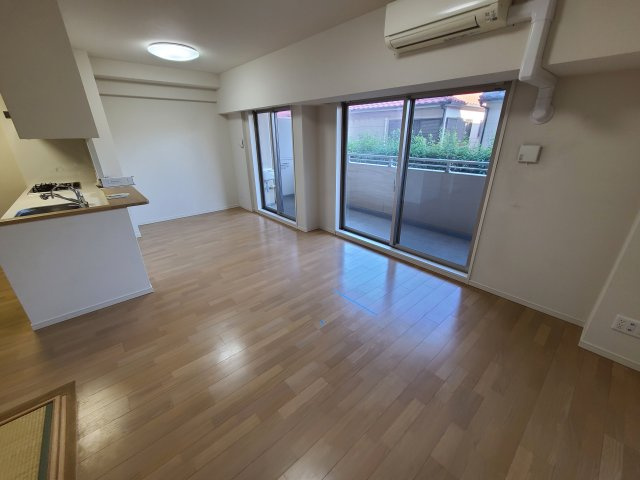 ローレルコート芦屋の居間・リビング