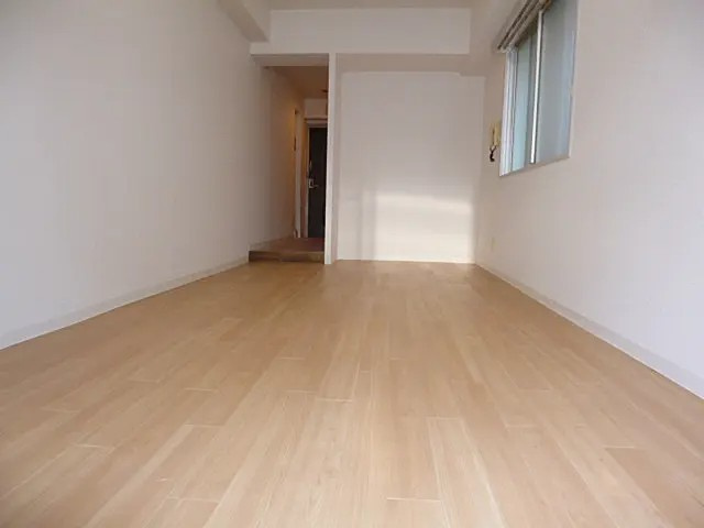 ベルズコートの居間・リビング