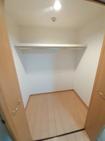 ラ　フローラの収納