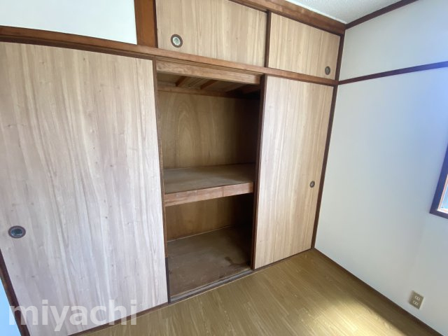 クオリア鷹匠の収納