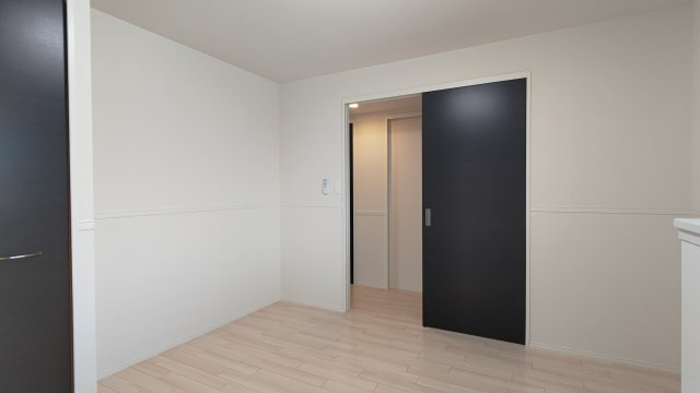 エルヴィータ大山崎の洋室