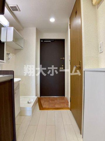 シャトレ恵比寿の玄関