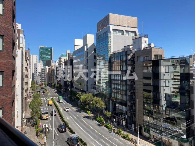 シャトレ恵比寿の駐車場