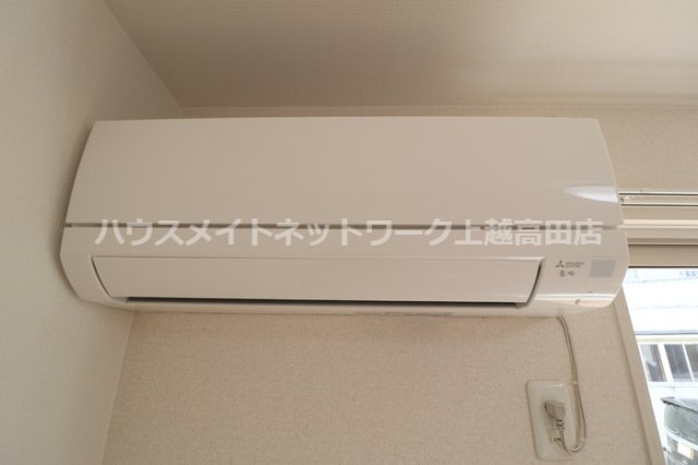プルーリオン F棟の設備|エアコン（参考同型室内写真101号室）