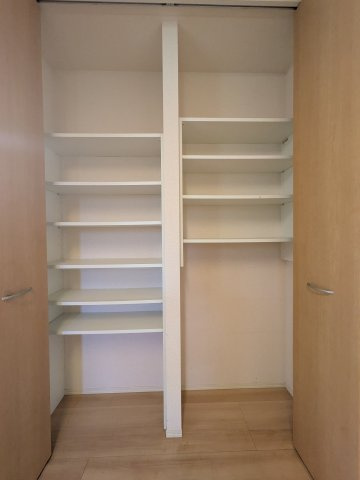 上草柳戸建の収納