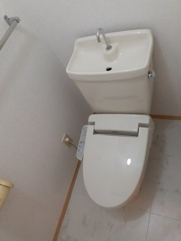 コーポサカイⅢのトイレ