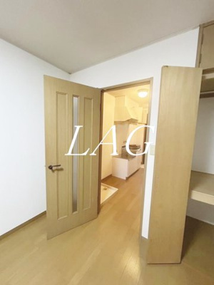 【居間・リビング】 | ラルース大岡山 | 洋室のお部屋です。